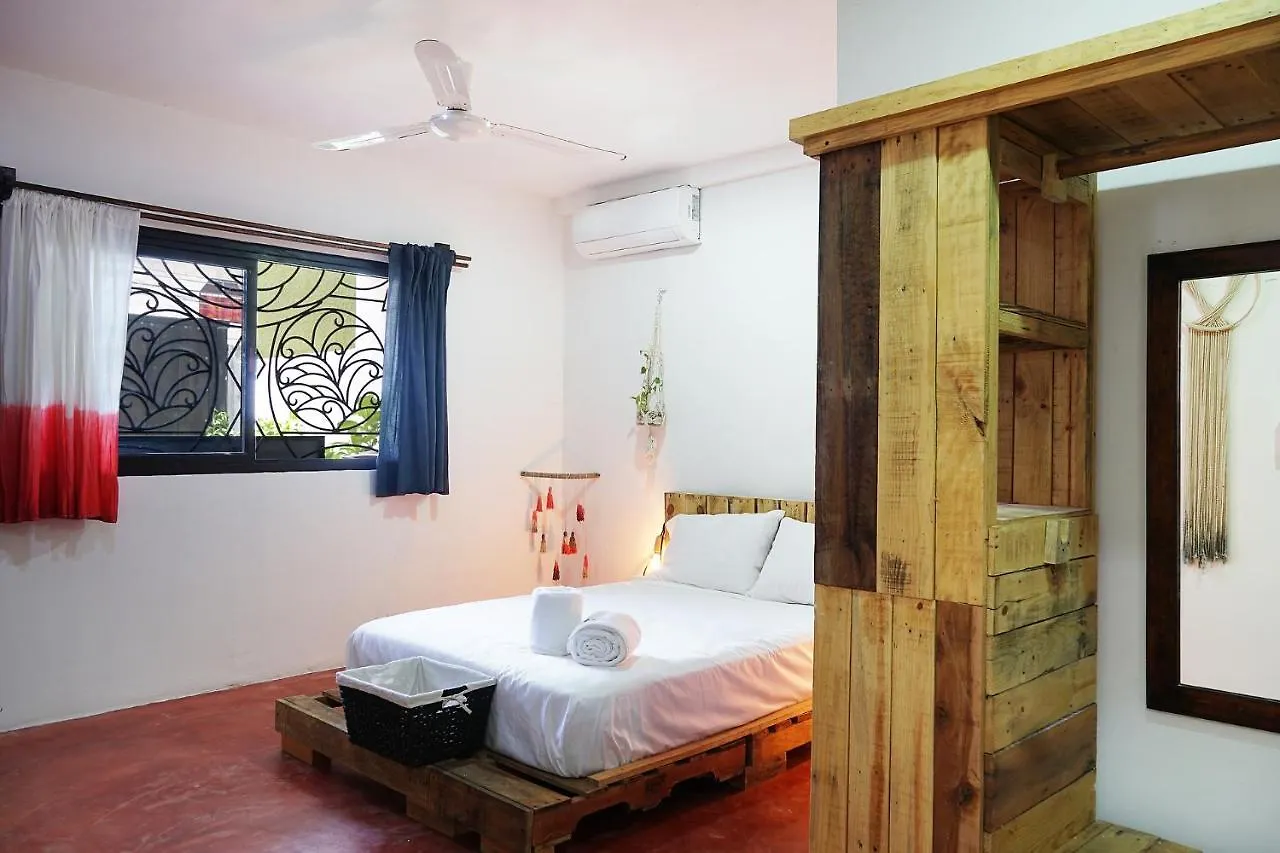 Hostel Red Panda Hostal Playa del Carmen Mexiko